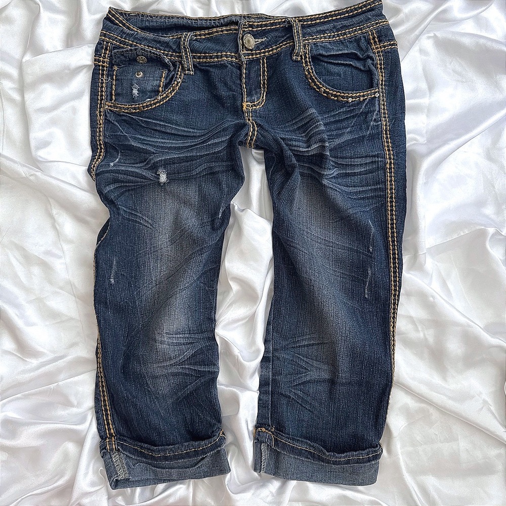 Amethyst Women Low Rise Capri Jeans Dark Wash Studded Distressed Size 9